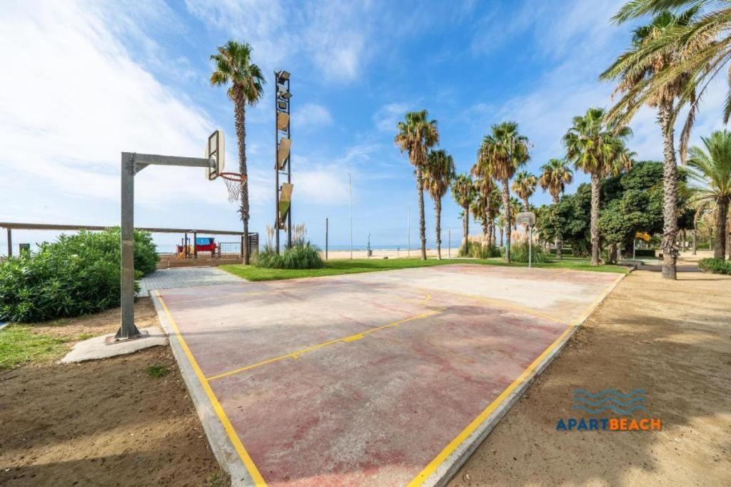 Apartbeach Novelty Climatizado Y Vistas Playa Salou Dış mekan fotoğraf